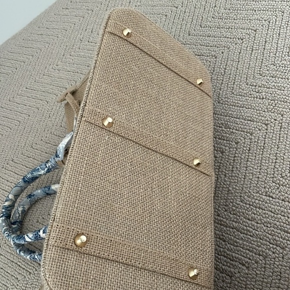 Wovan Tote with long strap included. Excellent conditions - Picture 3 of 6